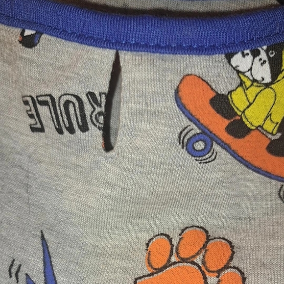 Adorable onesie for your dog - Picture 2 of 5